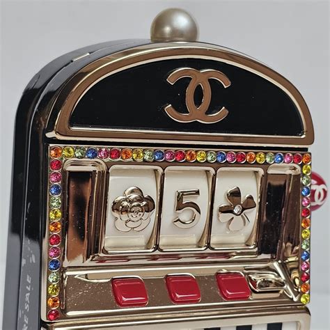 chanel minaudiere slot machine.